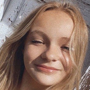 Pressley Hosbach, 19 (Dancer)