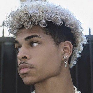 Prettyboiballo, 24 (TikTok Star)