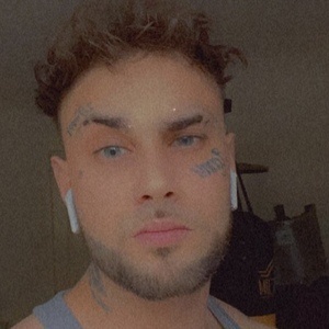 Prettywhiteboyy