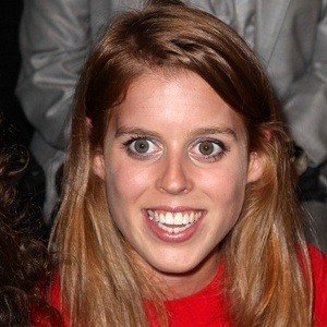 Princess Beatrice, 37 (Princesa)