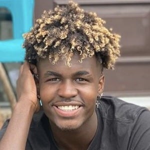 Prinzy groulx, 24 (Звезда Тиктока)