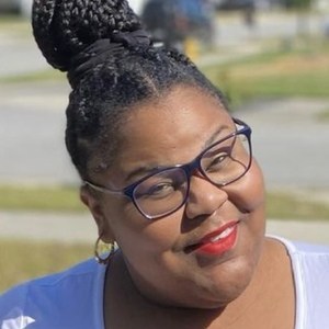 Prissy P, 36 (YouTube-ster)