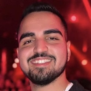 Professor Akali, 30 (YouTube明星)