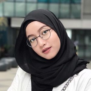 Putri Hashim, 31 (YouTube明星)