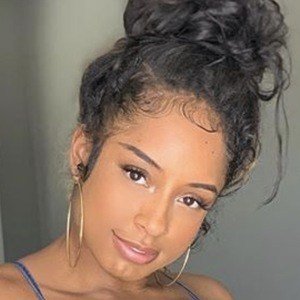 Qimmah Russo, 31 (健身教练)