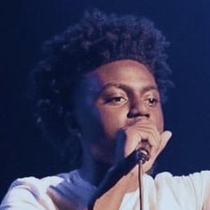 Qiuntellii, 23 (Pop Singer)