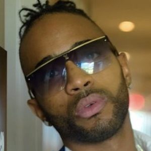 QQ, 31 (World Music Singer)