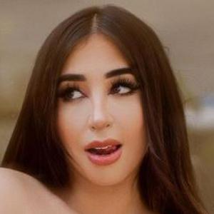 Queen Buenrostro, 28 (Instagram Star)