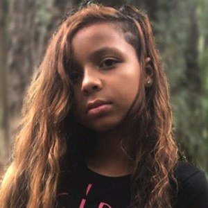 Queen KhaMyra, 19 (Modell)