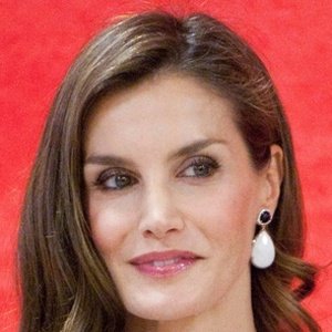 Queen Letizia of Spain, 53 (女王)