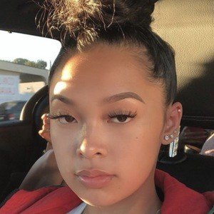 Queenie Mae, 22 (Instagram Star)