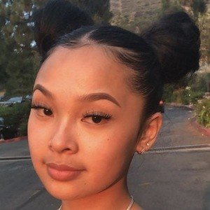 Queenie Mae, 24 (Instagram-ster)