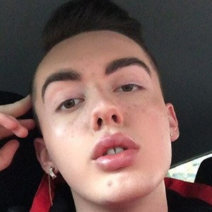Queenkebick, 24 (TikTok Star)