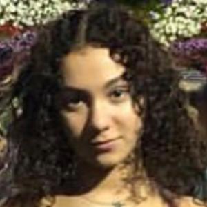 Queen_yy, 21 (TikToker)