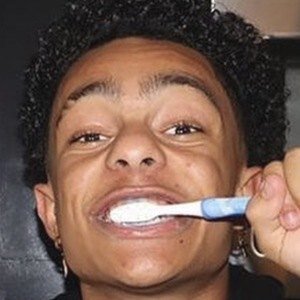 Quinton Price, 23 (Звезда Тиктока)