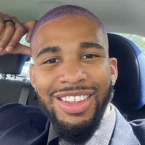 R8, 27 (TikTok明星)