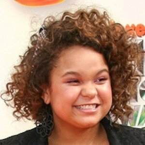Rachel Crow, 27 (流行歌手)