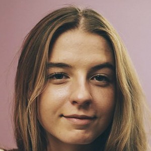 Rachel Dean image 5