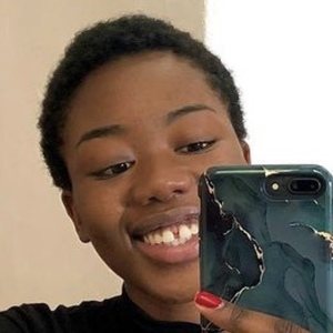 Rachel Dmt, 25 (TikTok Star)