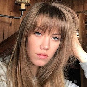 Rachel Faulkner, 33 (Movie Actress)