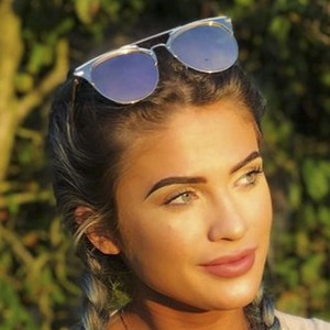 Rachel Foster, 26 (TikTok Star)