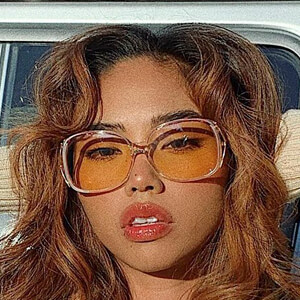 Rachel Tee Tyler, 36 (Blogger)