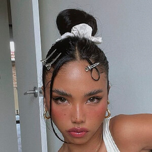 Rachel Tee Tyler, 36 (Blogger)