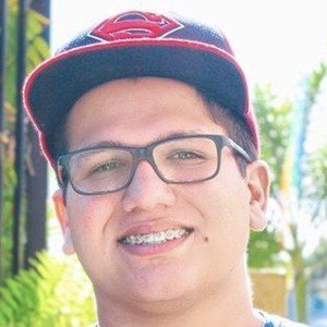 Rael Star, 29 (Estrella de Instagram)