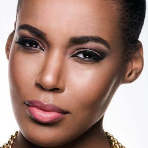 Raelia Lewis