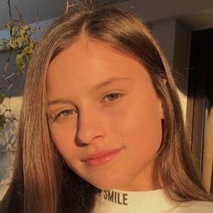 Rafa Gomes, 18 (流行歌手)