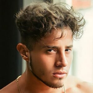 Rafael McGuire image 12