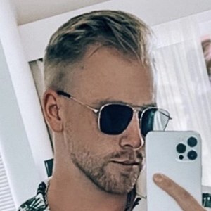 Rafael Neugart, 31 (YouTube Star)