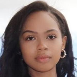 Raina Monét, 27 (TikTok明星)