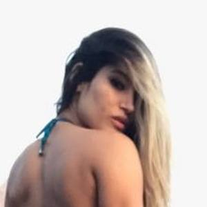 Raissa Barbosa, 33 (Người mẫu)