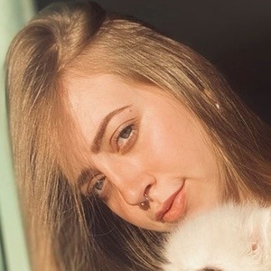 Raissa Cinacchi, 29 (Estrella de TikTok)