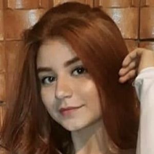 Raissa Queiroz, 20 (Instagram Star)