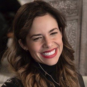 Raquel Dorothys Red Shoes, 43 (博主)