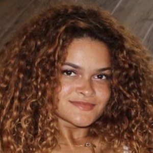 Raquel Trinidad, 27 (Поп-певец)