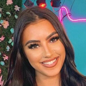 Raven Wood, 29 (TikTok Star)