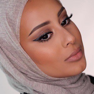 Razan Aloudah, 31 (化妆师)