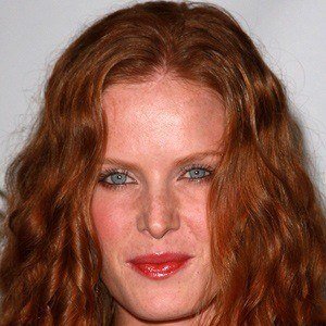 Rebecca Mader, 48 (電視女演員)