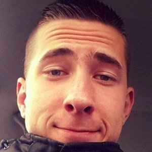 Red Raves, 28 (YouTube Star)