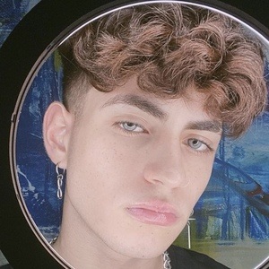 redzai, 21 (TikTok Star)