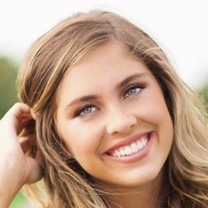 Regan Gray image 8