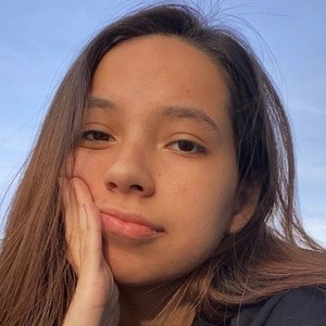 Regina Benavides, 20 (TikTok Star)