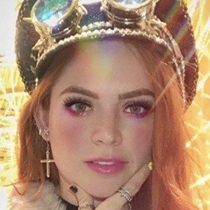 Regina Carrot, 37 (YouTube明星)