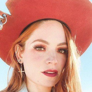 Regina Carrot, 37 (Star di YouTube)