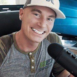 Remington James, 35 (YouTube明星)