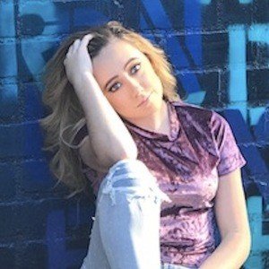 Ren Taylor, 24 (Pop Singer)