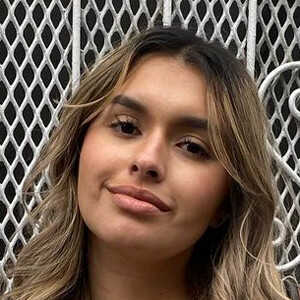 Renata D’Agrella Kenen, 28 (TikTok Star)